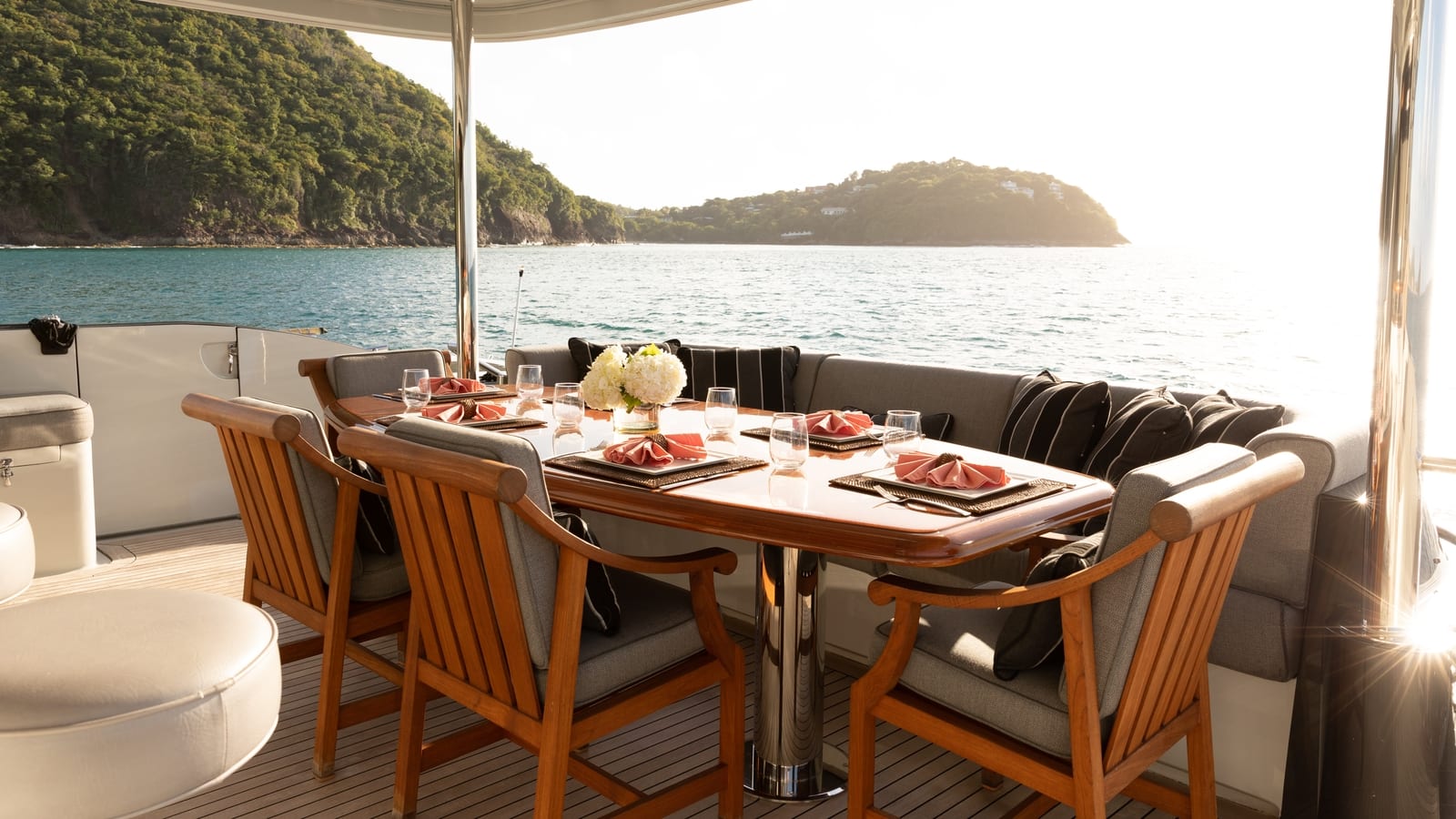 Temptation — motor yacht charter in the Caribbean