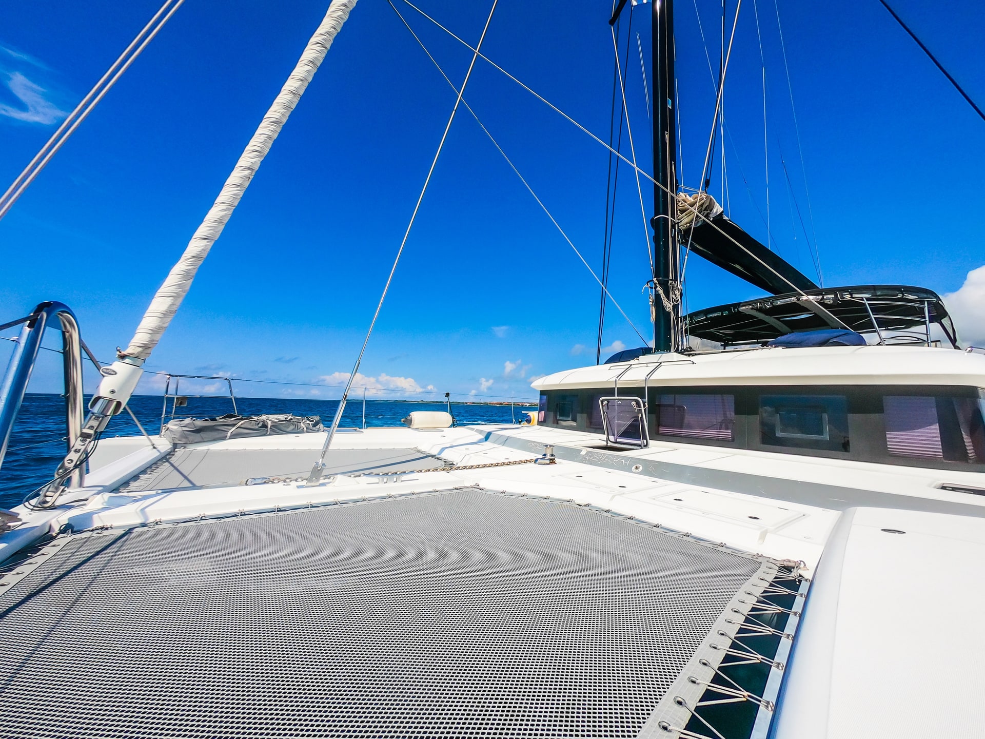 Catamaran Lagoon 620 5