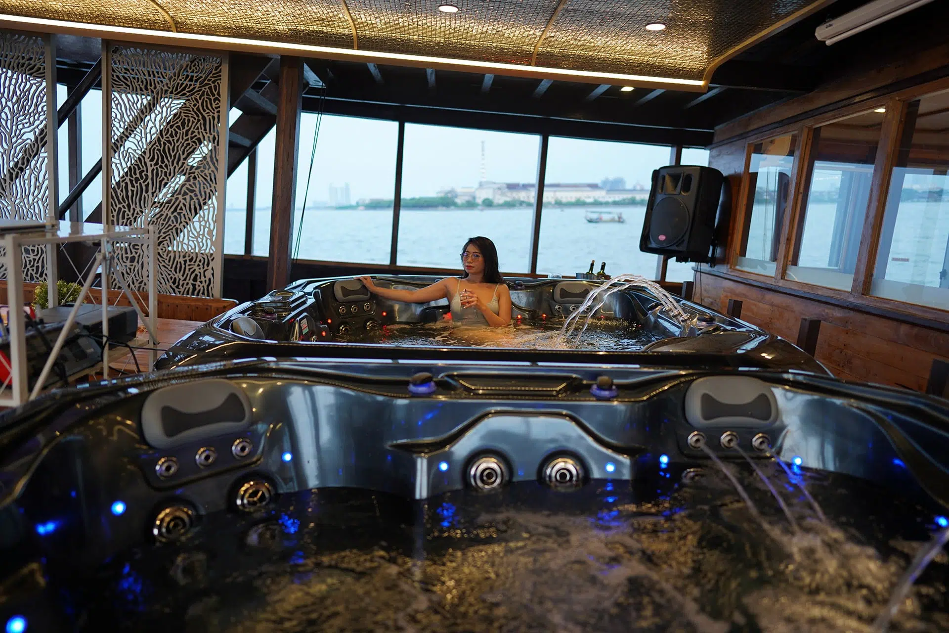 Mutiara Cruise 5