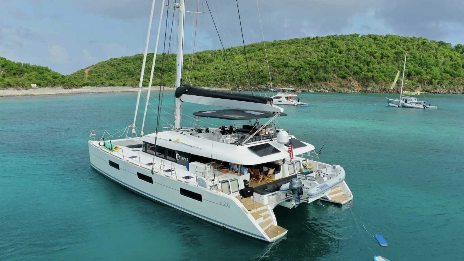 Catamaran Lagoon 620 1