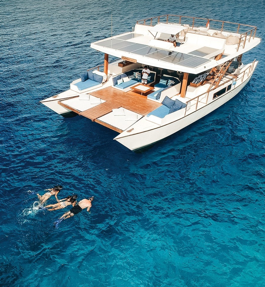 Catamaran Utopia 4