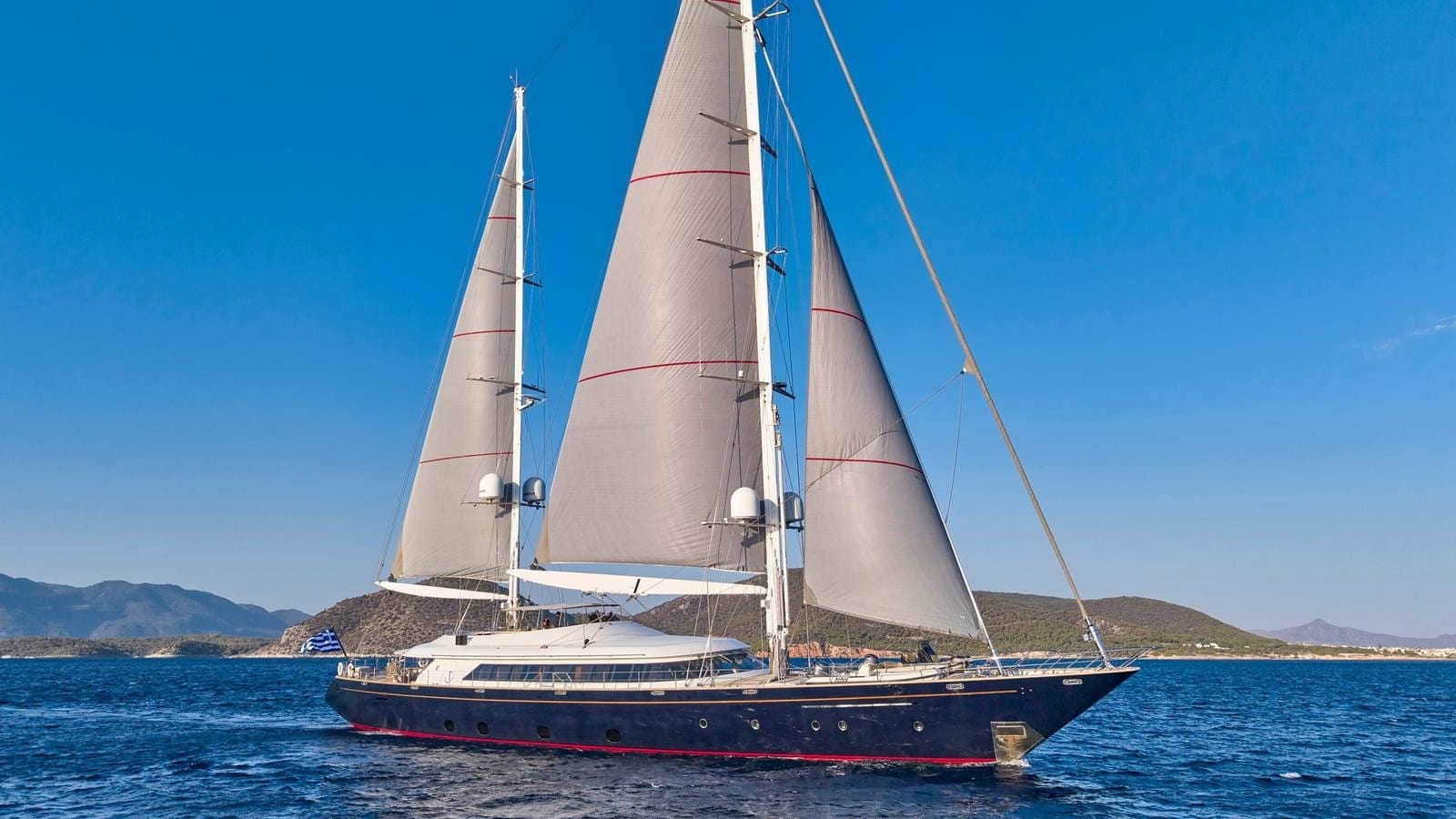 Almyra II — sailing yacht charter in the Mediterranean